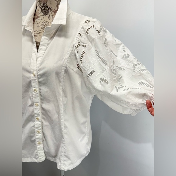 NIC+ZOE White puff eyelet sleeve button down top size L - Picture 4 of 15